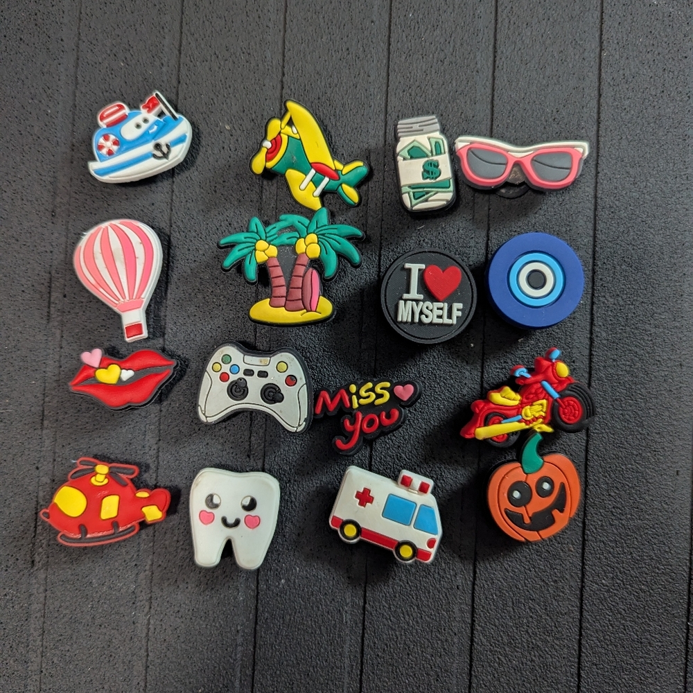 Colorful Shoe Charms Set
